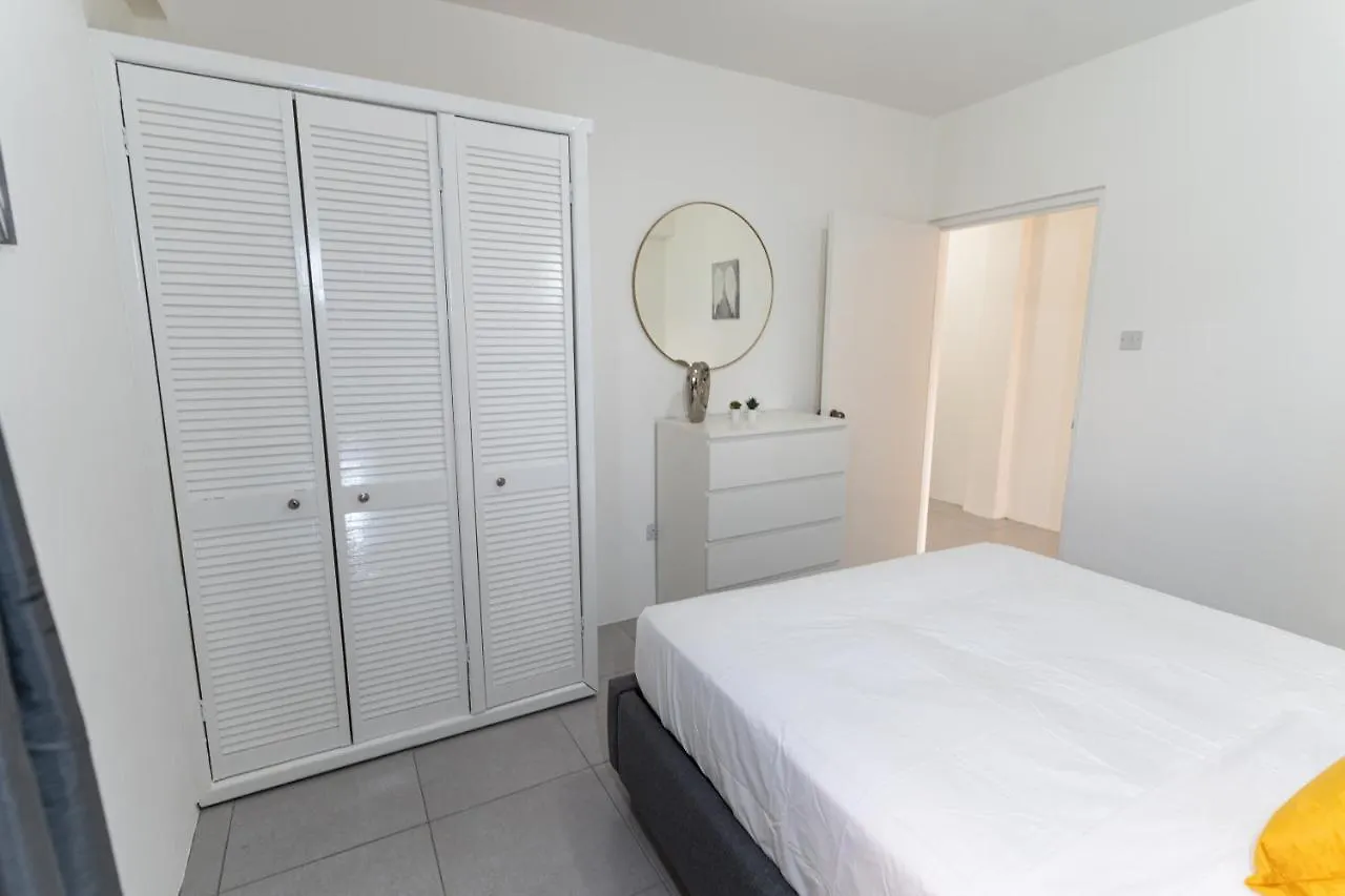 Union Luxuries Daire Castries