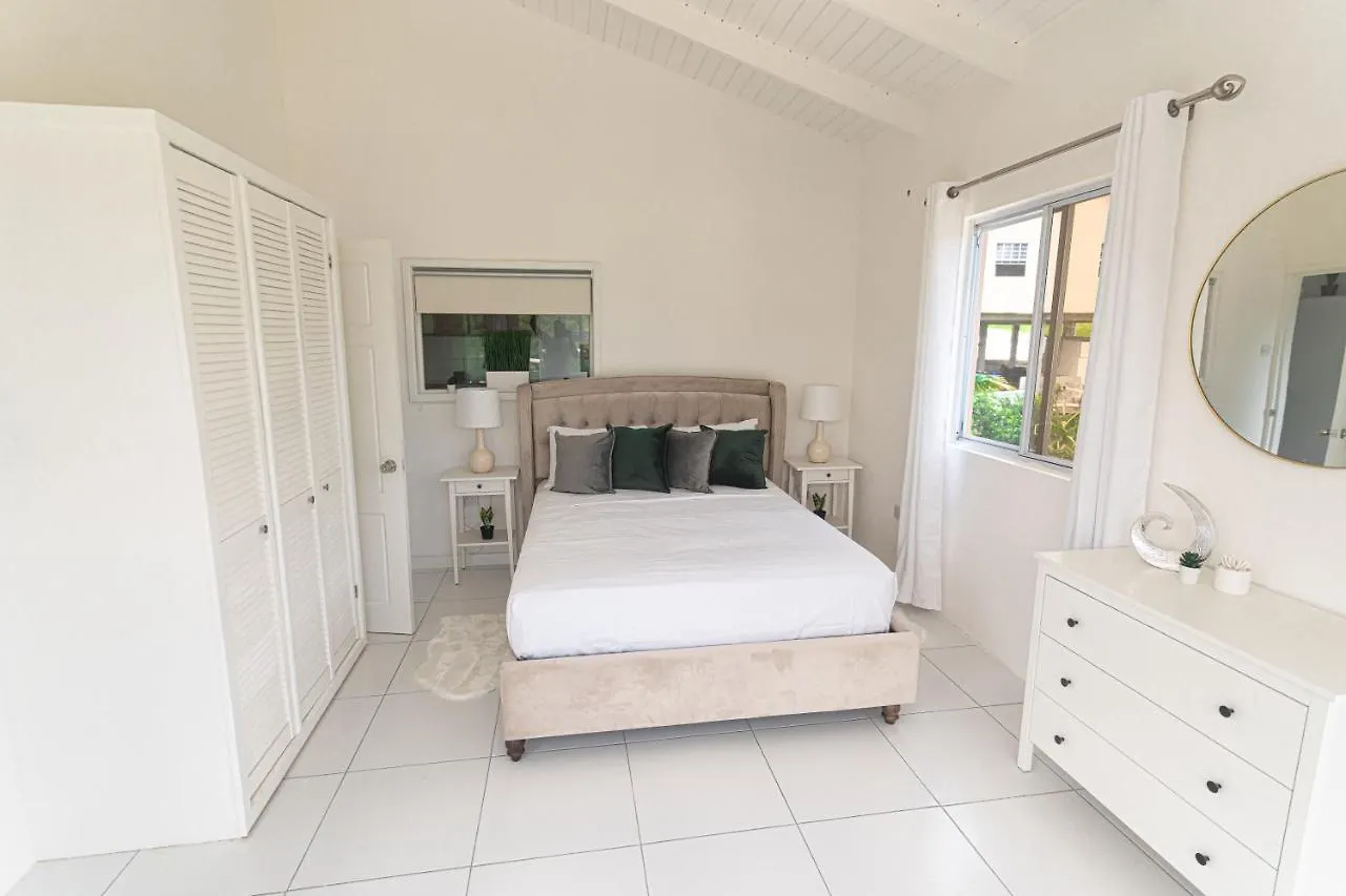 Union Luxuries Daire Castries 0*,