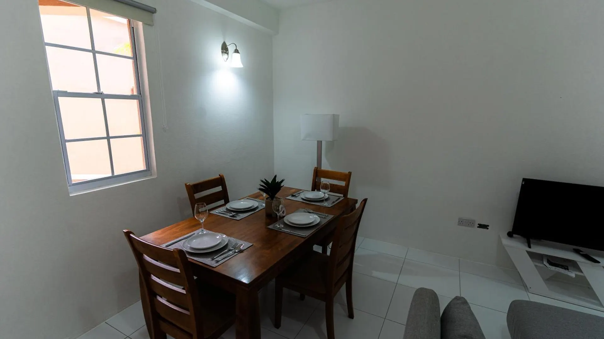 Union Luxuries Daire Castries